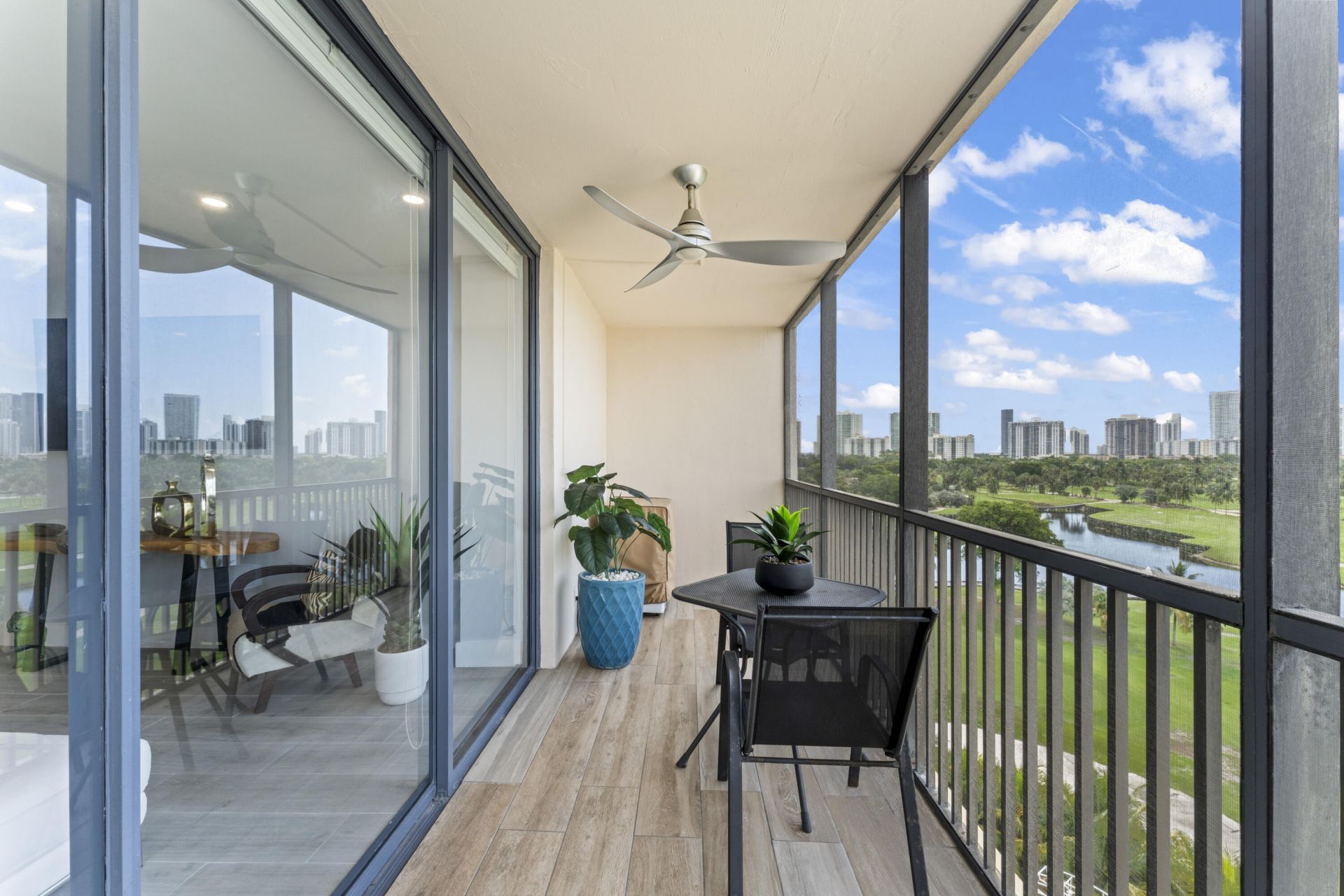 20379 W Country Club Drive, Unit 937, Aventura, FL 33180 Photo