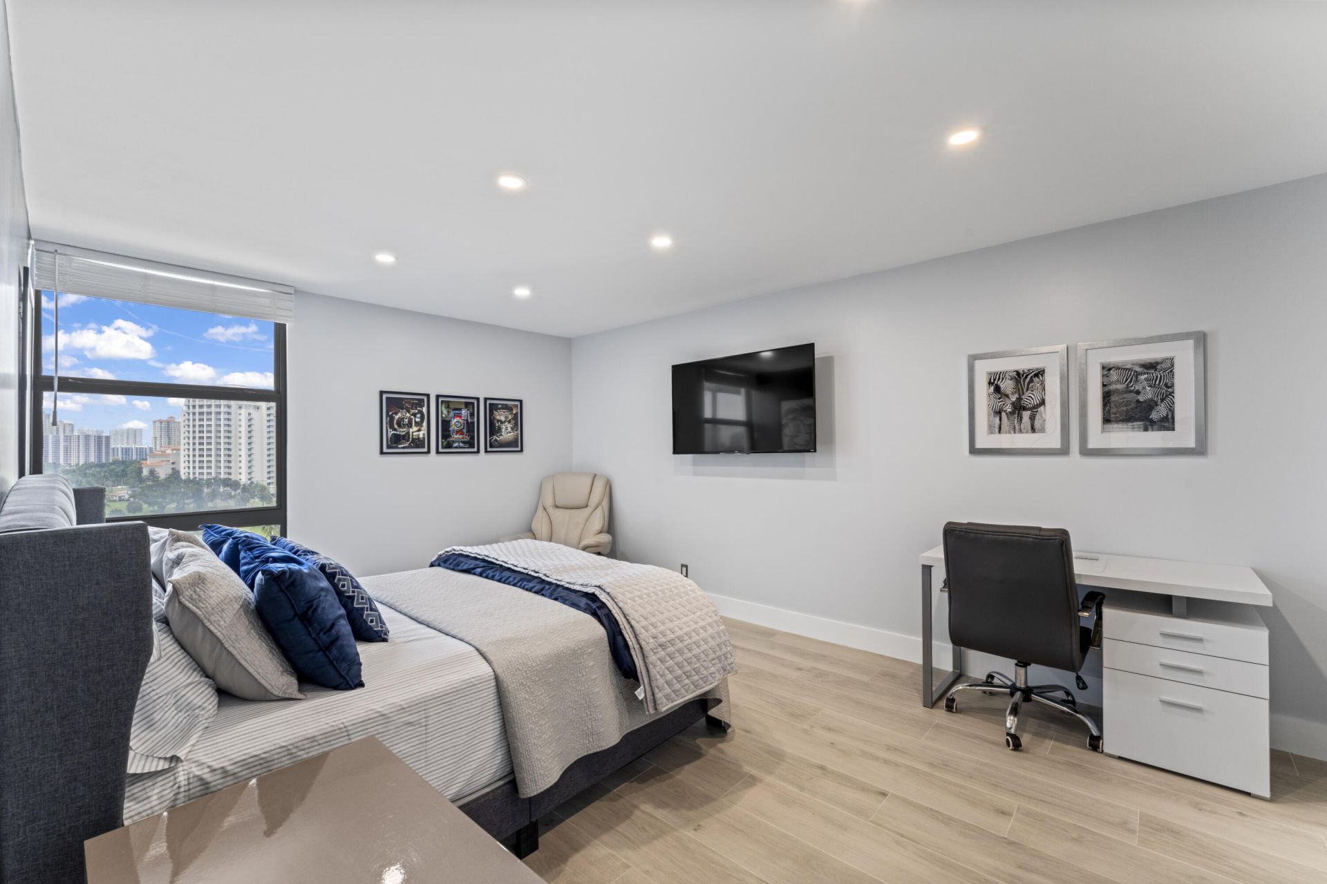 20379 W Country Club Drive, Unit 937, Aventura, FL 33180 Photo