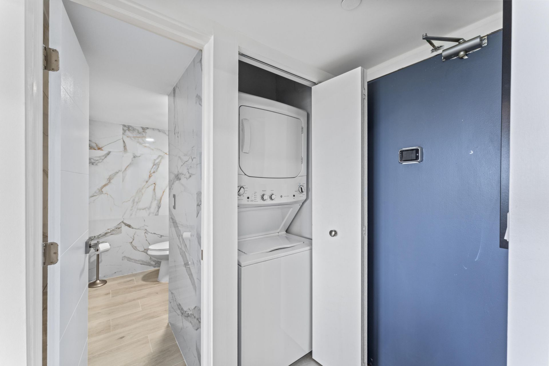 20379 W Country Club Drive, Unit 937, Aventura, FL 33180 Photo