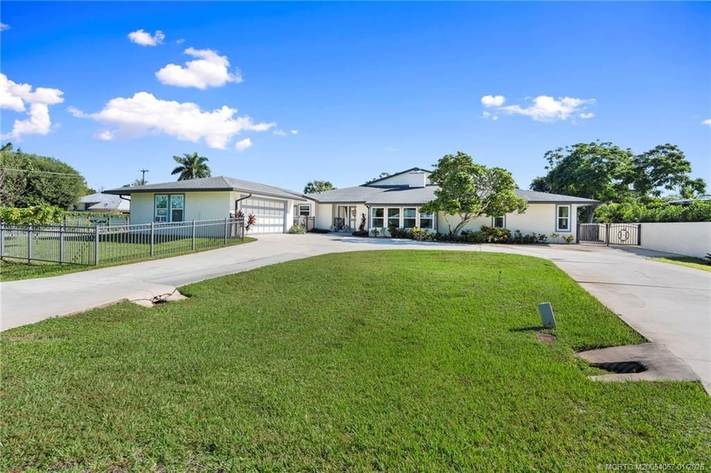 4599 SE Halston Court, Stuart, FL 34997 Photo