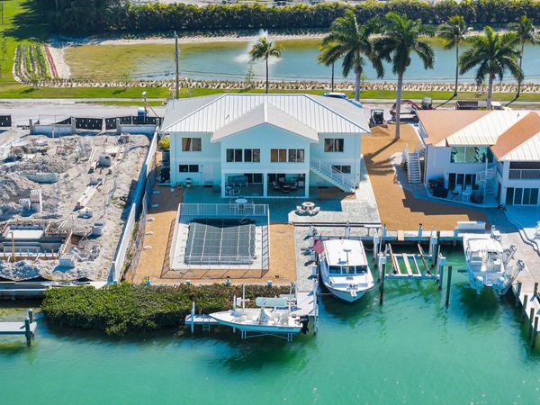 900 Shelter Bay Dr Ocean Drive, KEY COLONY, FL 33051