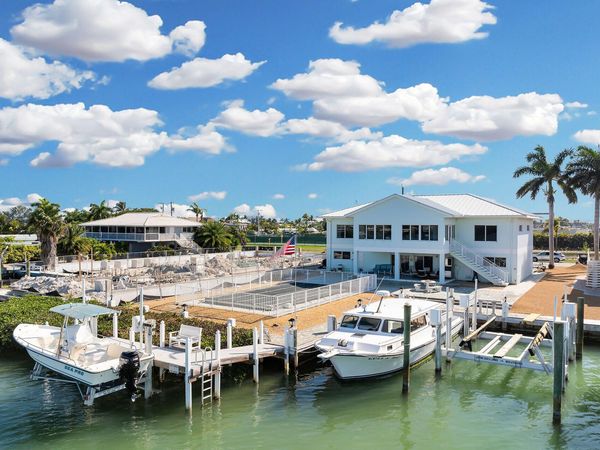 900 Shelter Bay Dr Ocean Drive, KEY COLONY, FL 33051