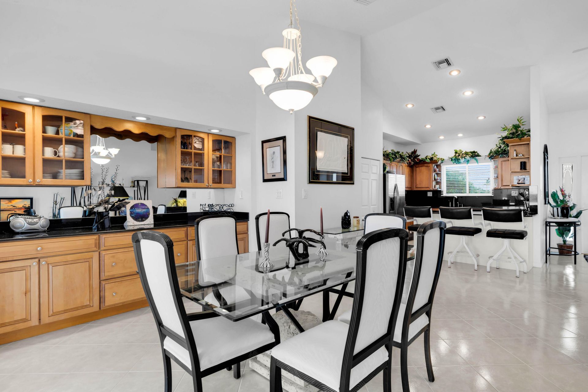 900 Shelter Bay Dr Ocean Drive, Key Colony, FL 33051 Photo