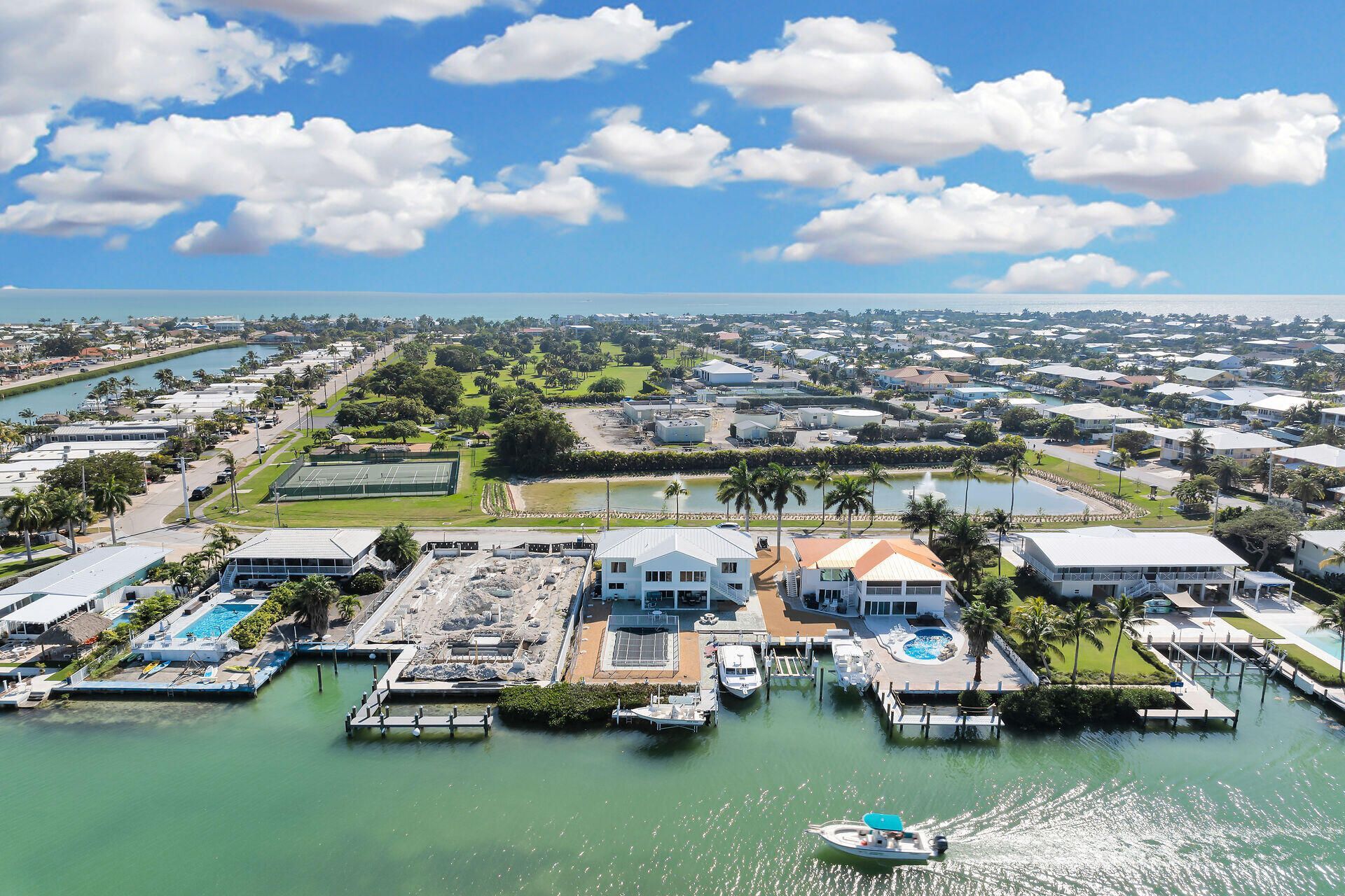 900 Shelter Bay Dr Ocean Drive, Key Colony, FL 33051 Photo