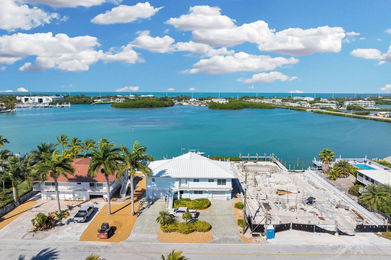 900 Shelter Bay Dr Ocean Drive, Key Colony, FL 33051 Photo