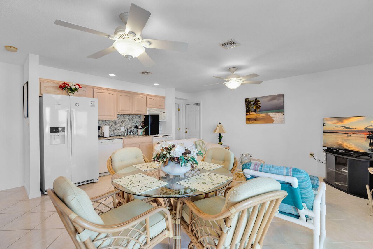 900 Shelter Bay Dr Ocean Drive, Key Colony, FL 33051 Photo