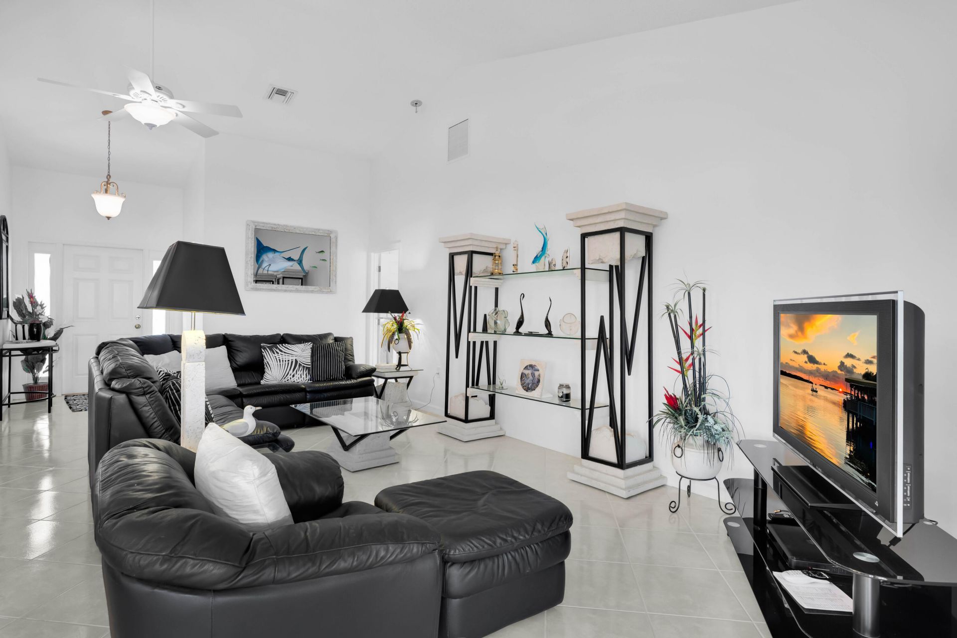 900 Shelter Bay Dr Ocean Drive, Key Colony, FL 33051 Photo