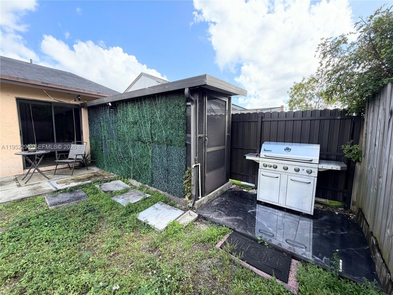 1100 SW 109th Ave, Pembroke Pines, FL 33025 Photo