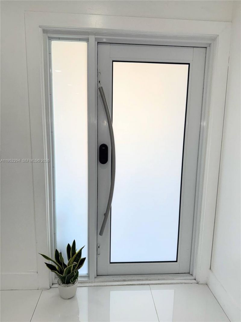 1100 SW 109th Ave, Pembroke Pines, FL 33025 Photo