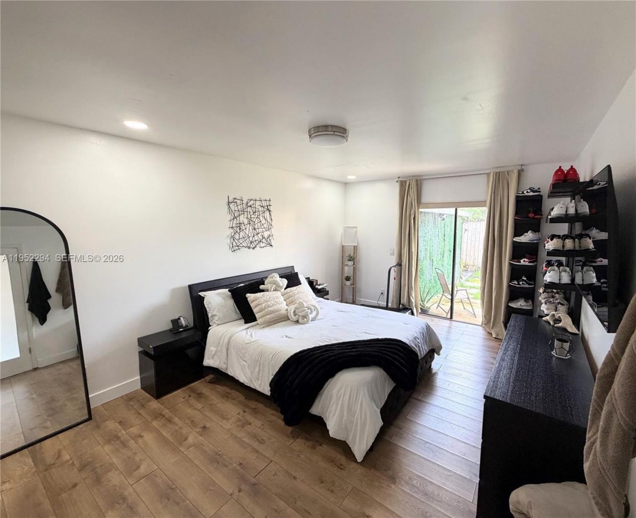 1100 SW 109th Ave, Pembroke Pines, FL 33025 Photo