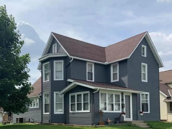 352 N Wiley, Crestline, OH 44827