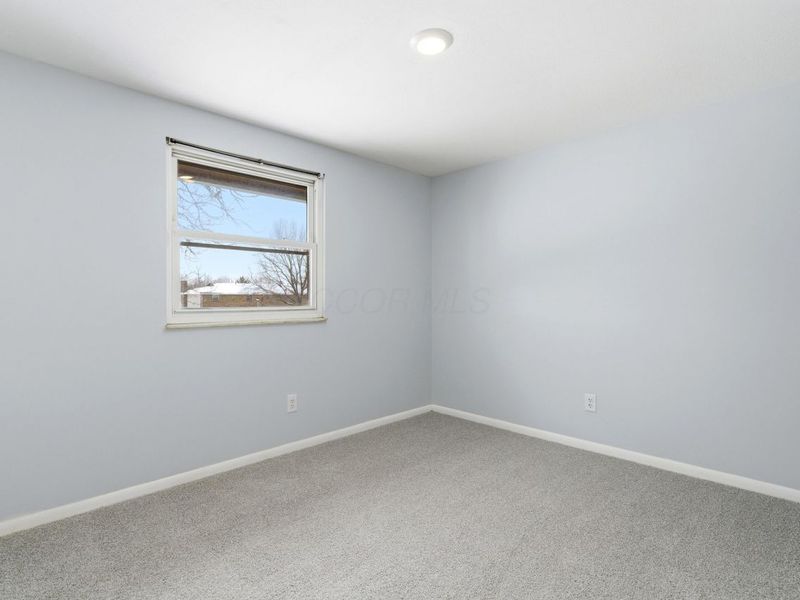 2375 Woodbrook Circle N, Unit 128, Columbus, OH 43223 Photo 13