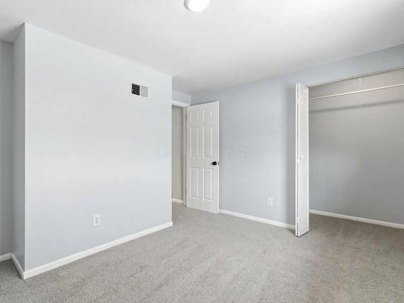 2375 Woodbrook Circle N, Unit 128, Columbus, OH 43223 Photo 15