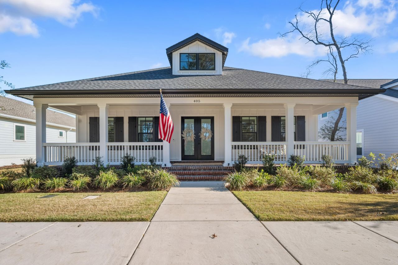 405 Sweetgrass Lane, Niceville, FL 32578 Main Photo