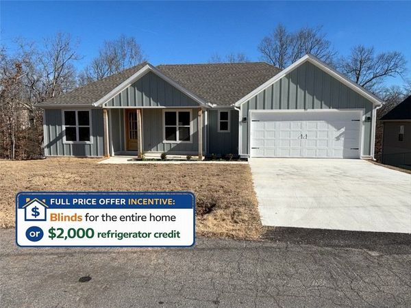 27 Kirkcudbright Lane, Bella Vista, AR 72715