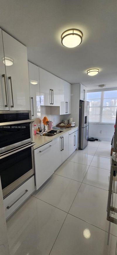 18041 Biscayne Blvd, Unit 1405, Aventura, FL 33160 Photo