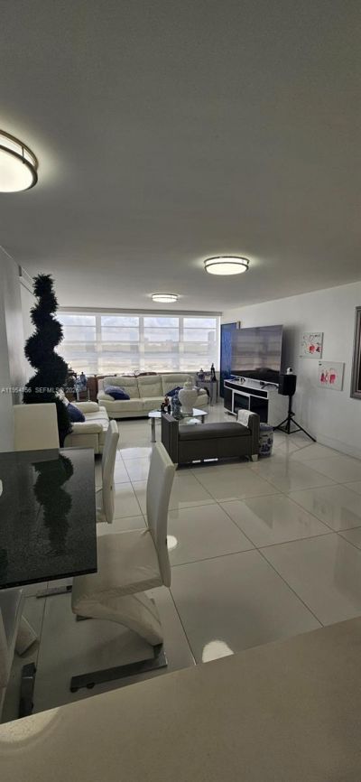 18041 Biscayne Blvd, Unit 1405, Aventura, FL 33160 Photo