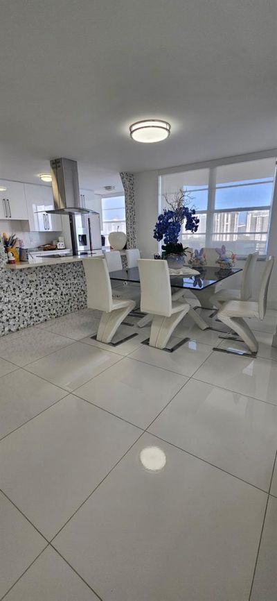 18041 Biscayne Blvd, Unit 1405, Aventura, FL 33160 Photo