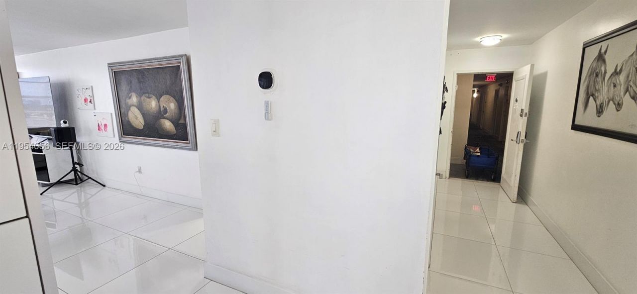 18041 Biscayne Blvd, Unit 1405, Aventura, FL 33160 Photo