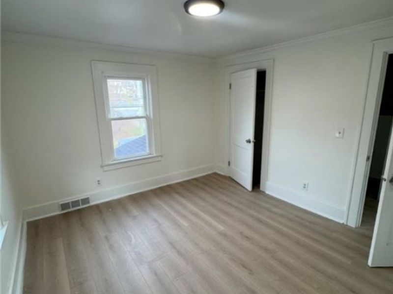 321 W Wood Street W, Lowellville, OH 44436 Photo 13