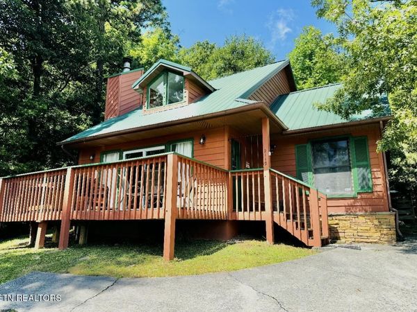 2119 N Tamins DR , Gatlinburg, TN 37738