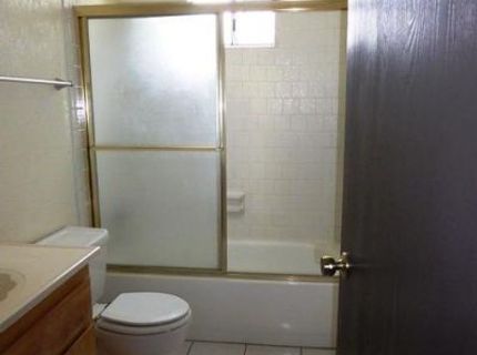 8964-8966 Laguna Vista Ct, Elk Grove, CA 95624 Photo