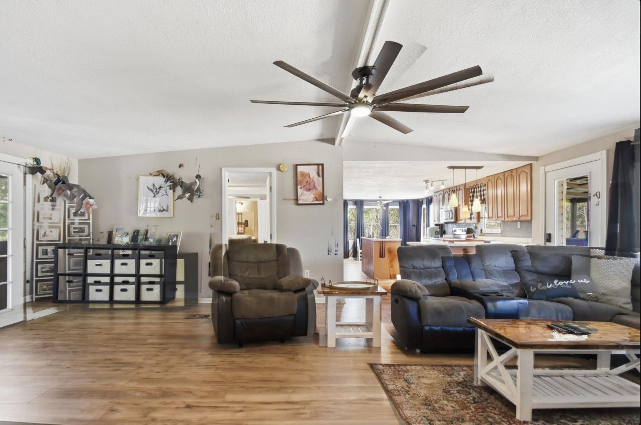 933 NE Fir Street, Pinetta, FL 00000 Photo