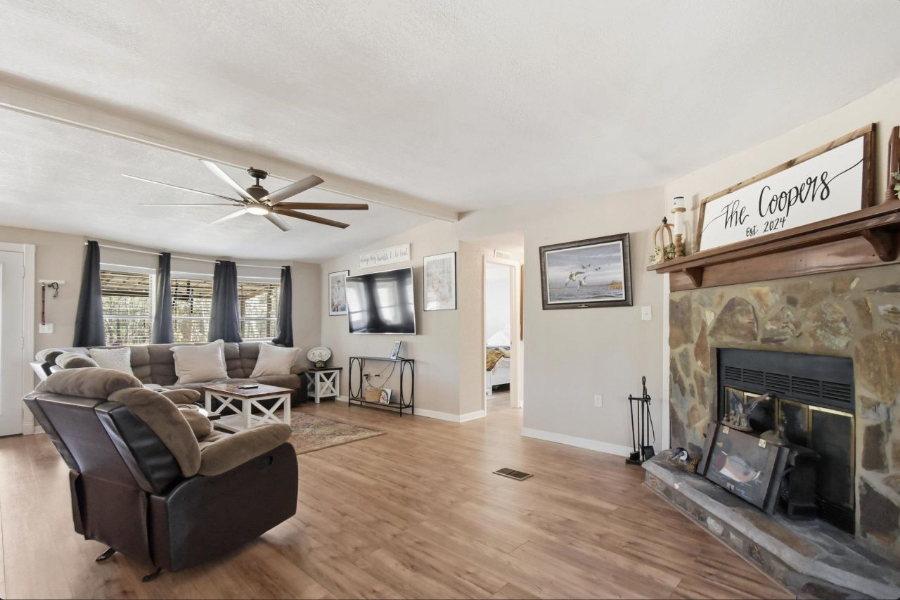 933 NE Fir Street, Pinetta, FL 00000 Photo