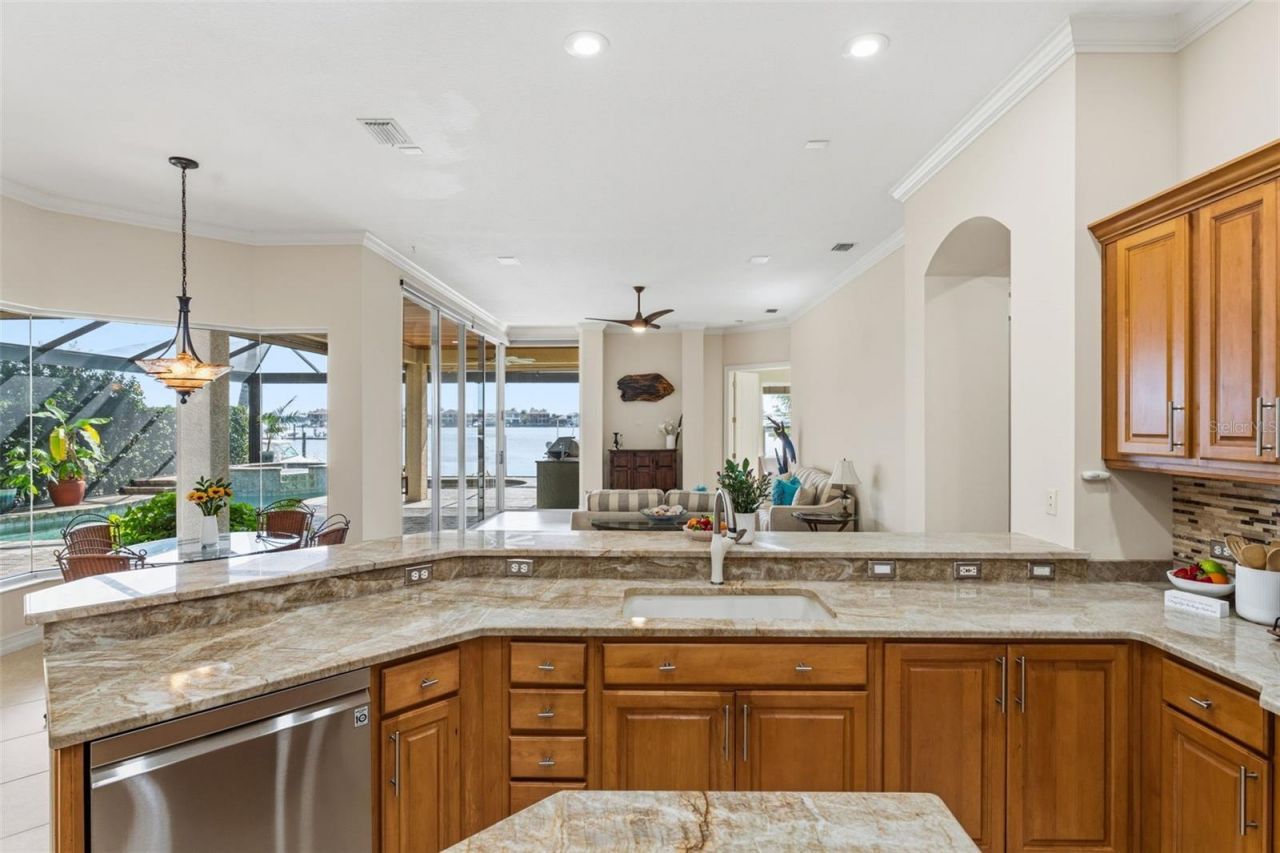 807 3rd Street E, Palmetto, FL 34221 Photo