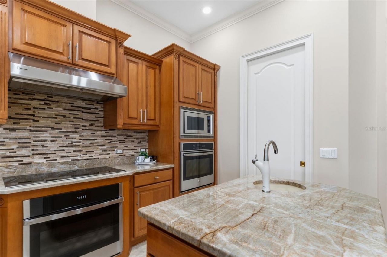 807 3rd Street E, Palmetto, FL 34221 Photo