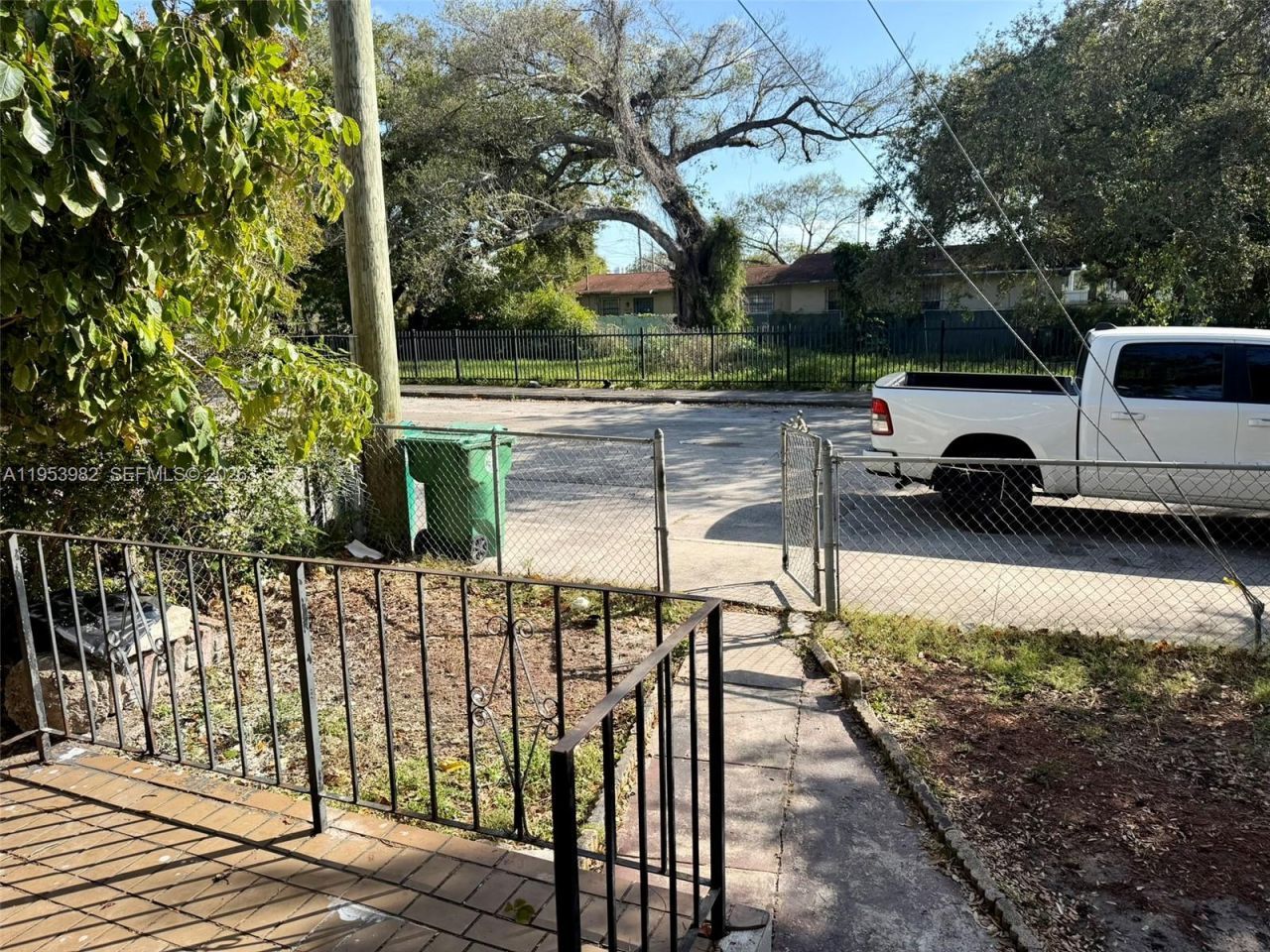 413 NW 63rd St, Miami, FL 33150 Photo