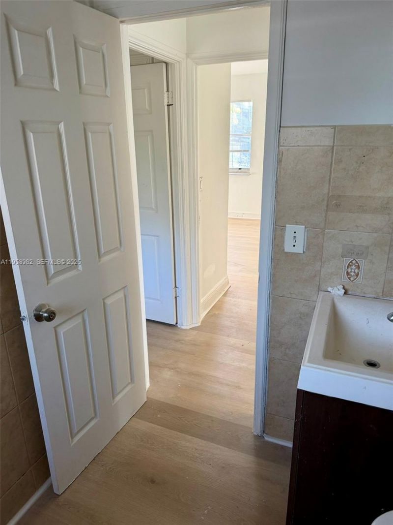 413 NW 63rd St, Miami, FL 33150 Photo