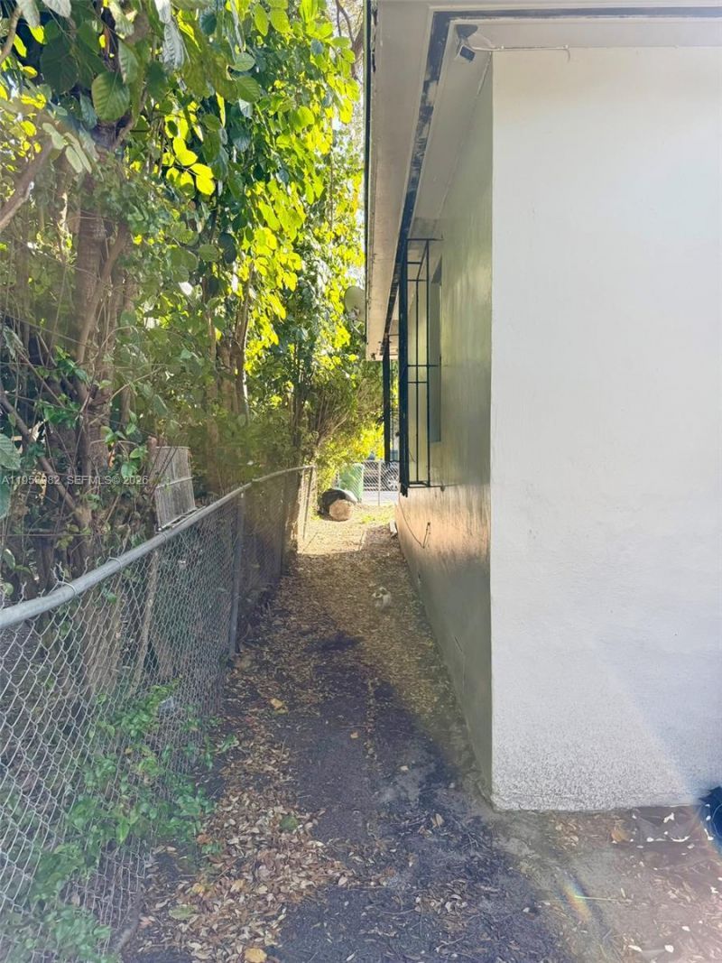 413 NW 63rd St, Miami, FL 33150 Photo