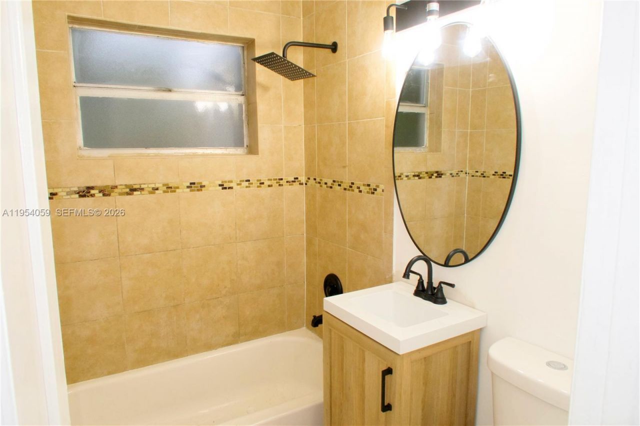 3020 NW 17th Ct, Unit 3020, Fort Lauderdale, FL 33311 Photo