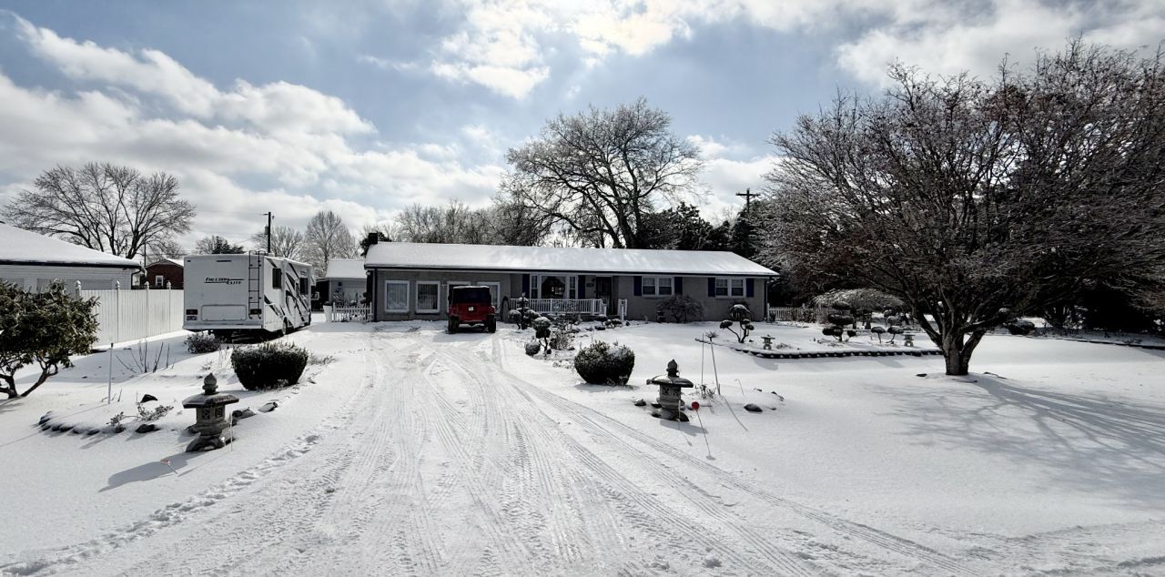 2502 Green Acres Dr, Clarksville, TN 37042 Main Photo