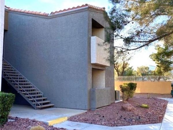 3151 Soaring Gulls Drive, Unit 2092, Las Vegas, NV 89128
