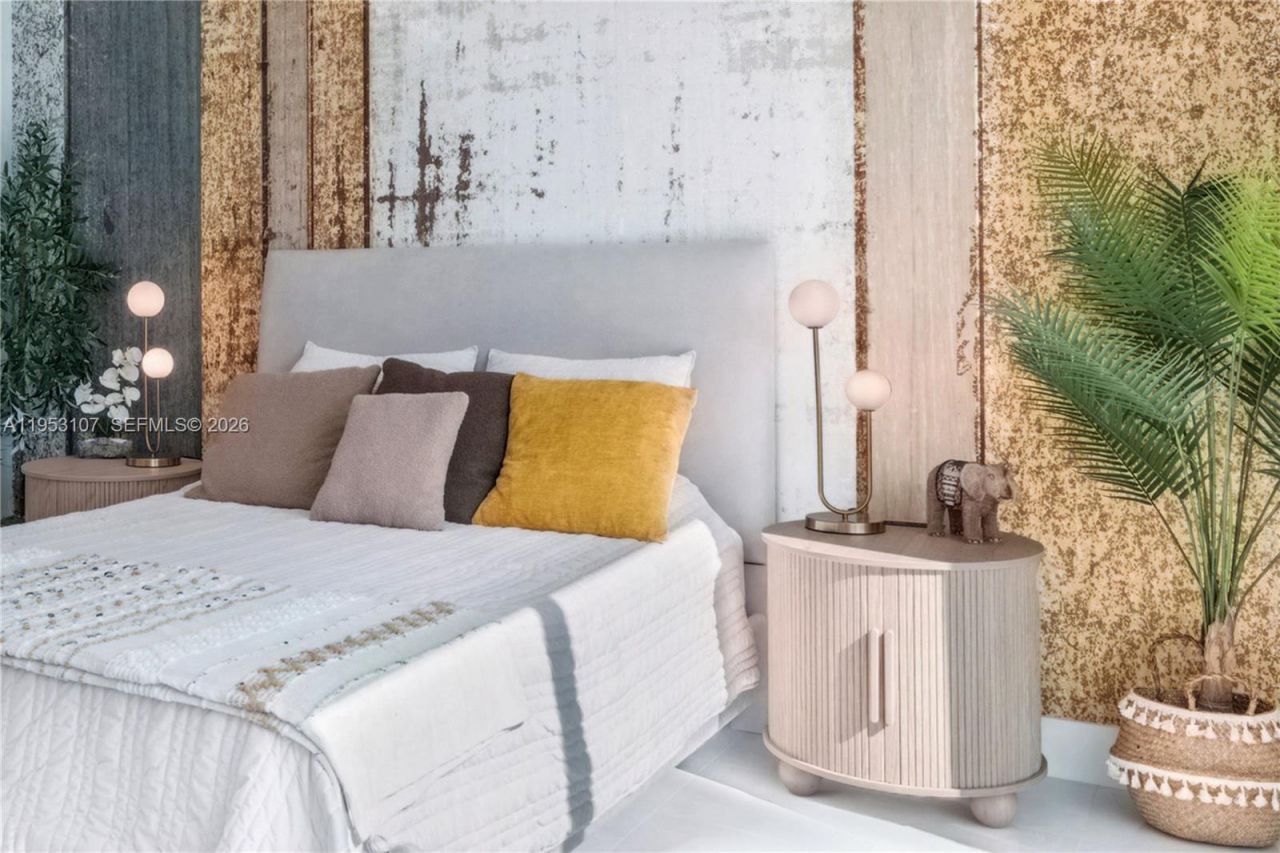 1100 S Miami Ave, Unit 4203, Miami, FL 33130 Photo