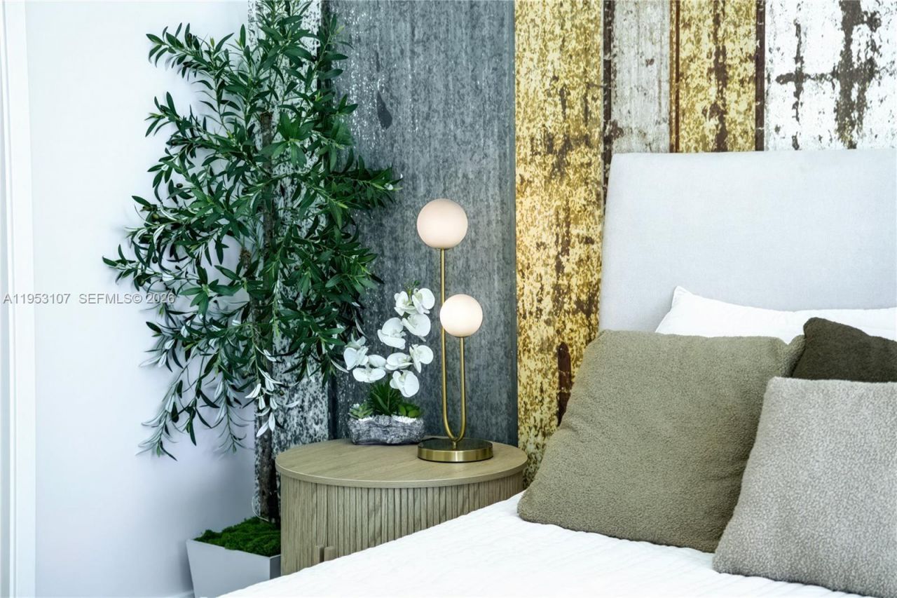 1100 S Miami Ave, Unit 4203, Miami, FL 33130 Photo