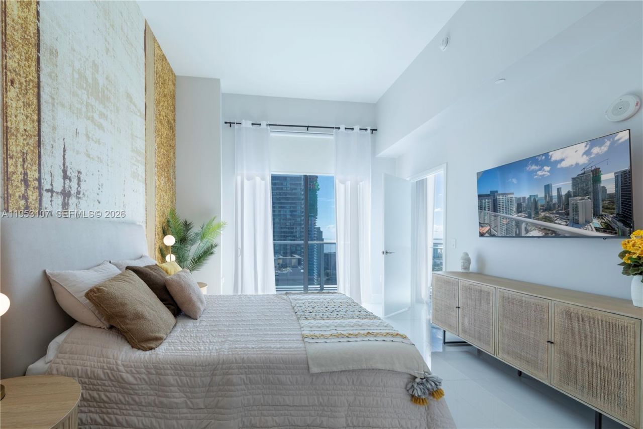 1100 S Miami Ave, Unit 4203, Miami, FL 33130 Photo