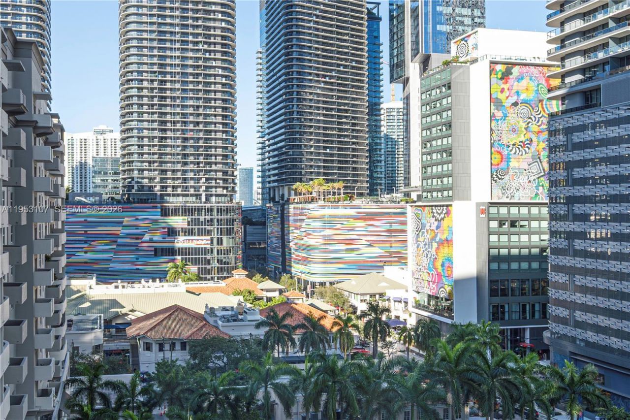 1100 S Miami Ave, Unit 4203, Miami, FL 33130 Photo