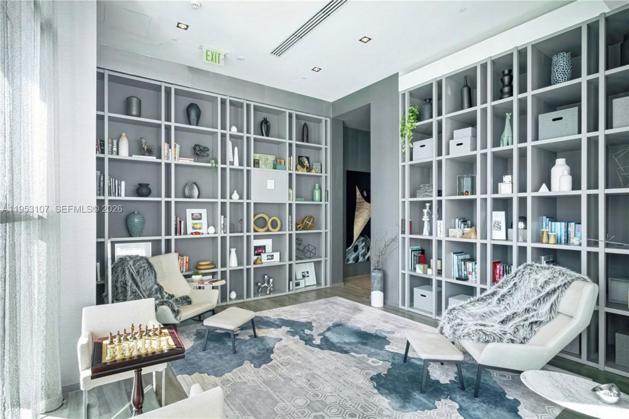 1100 S Miami Ave, Unit 4203, Miami, FL 33130 Photo