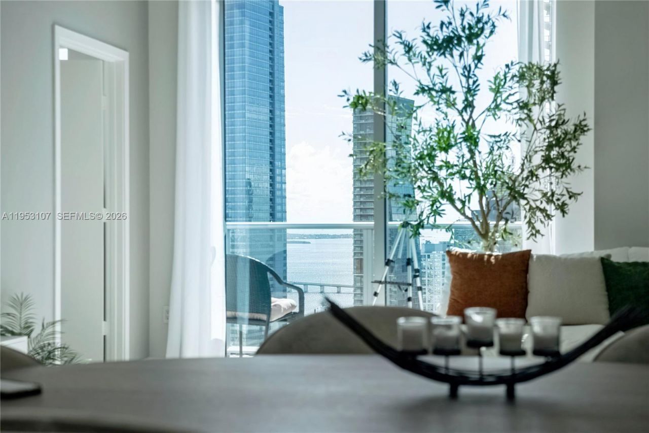 1100 S Miami Ave, Unit 4203, Miami, FL 33130 Photo