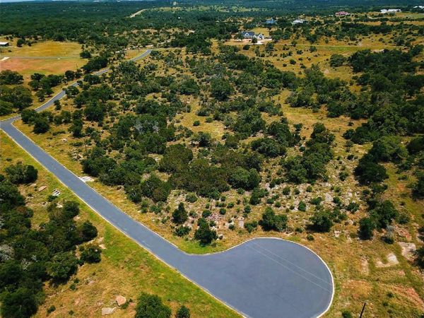 181 Kadens BLF, Round Mountain, TX 78663