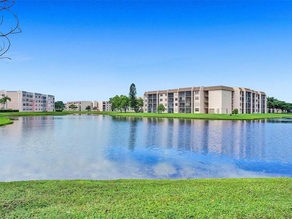 2704 NW 104th Avenue, Unit 308, Sunrise, FL 33322