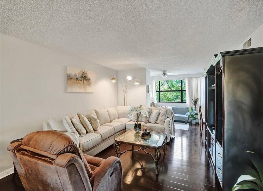 2704 NW 104th Avenue, Unit 308, Sunrise, FL 33322 Photo