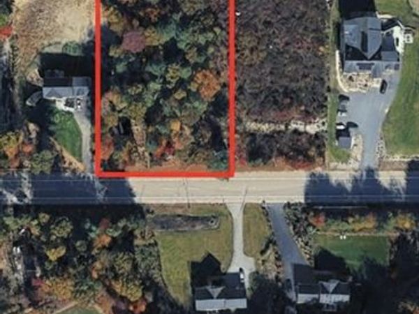 65 Foxboro Rd, Wrentham, MA 02093