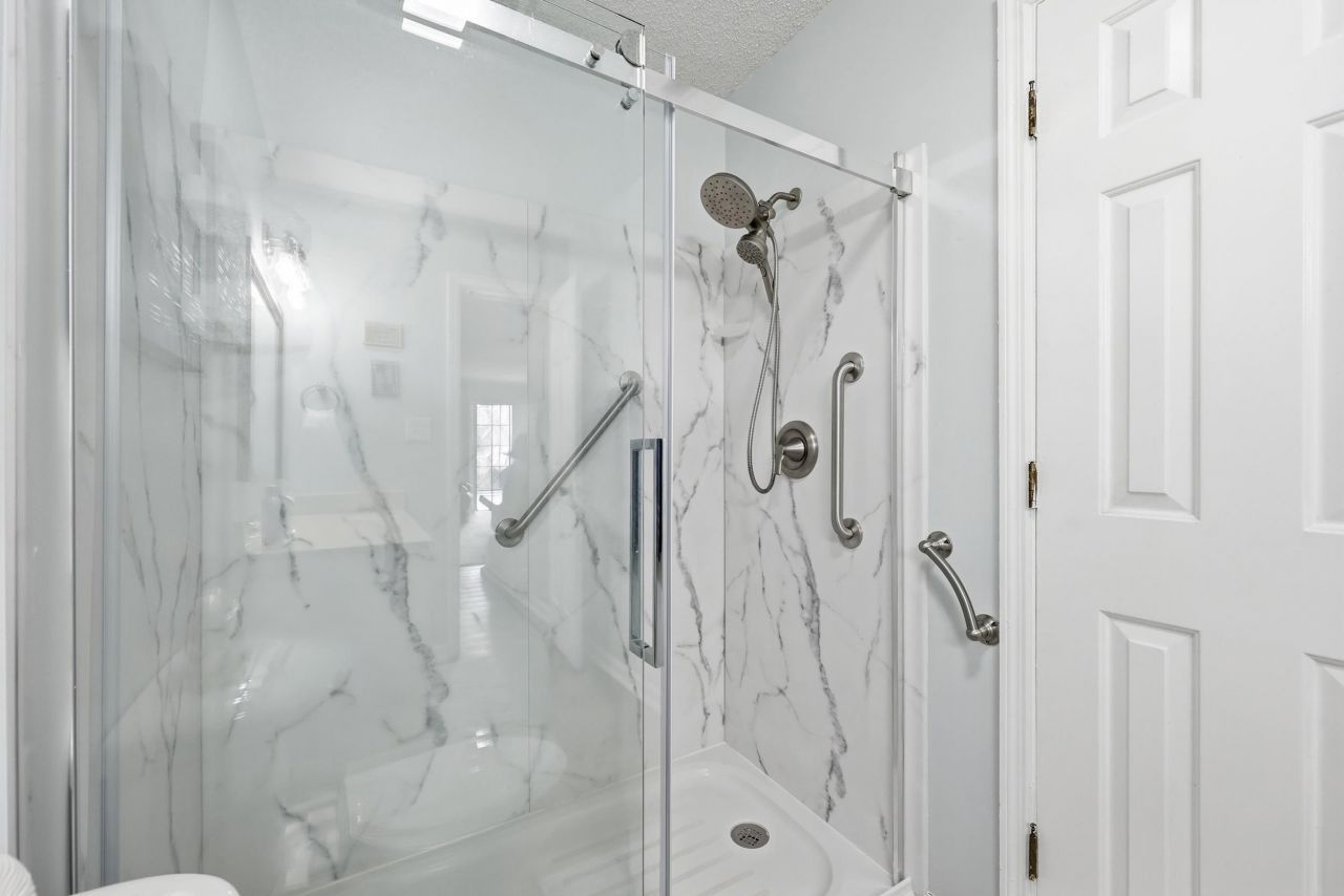 4363 Spa Dr. Photo 18