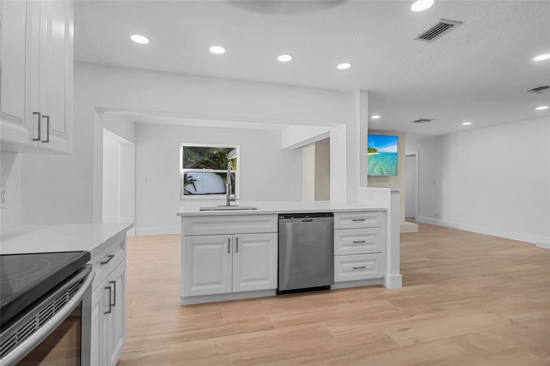 2830 NE 46th Street, Lighthouse Point, FL 33064 Photo