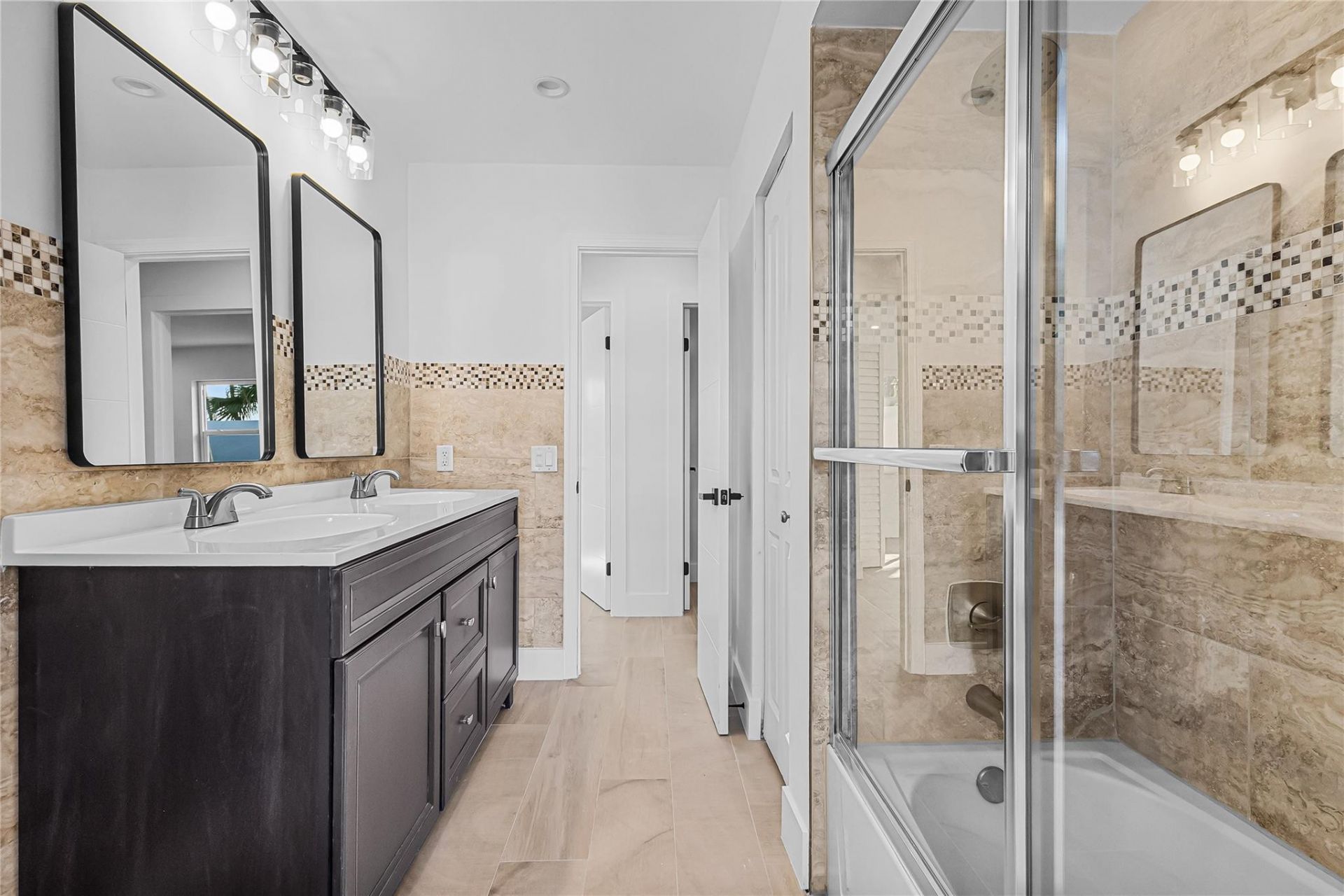 2830 NE 46th Street, Lighthouse Point, FL 33064 Photo