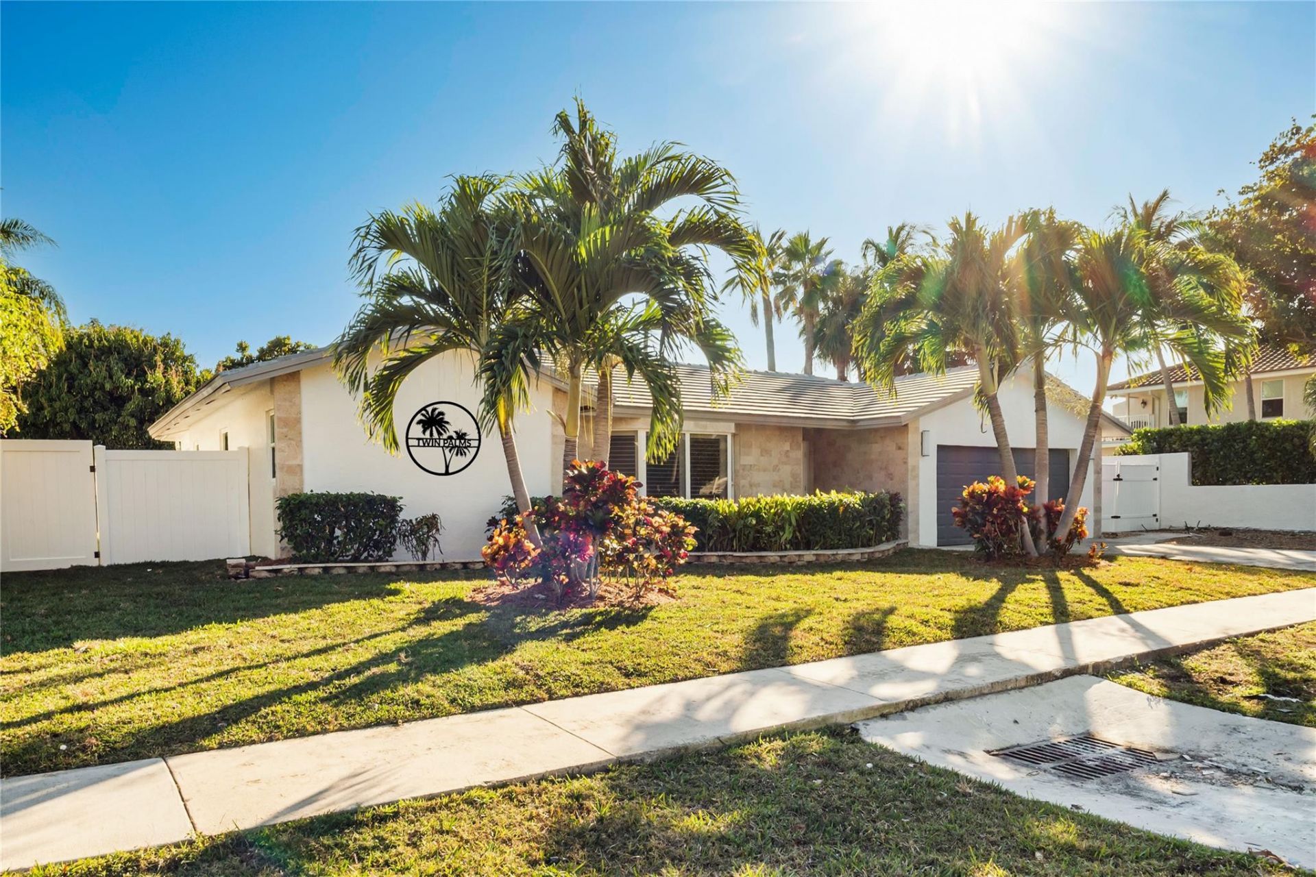 2830 NE 46th Street, Lighthouse Point, FL 33064 Photo